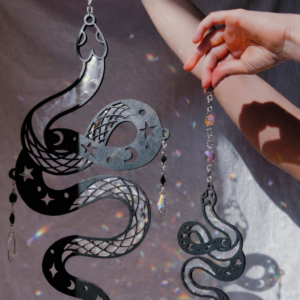 Février - "La Mue" - Suncatcher